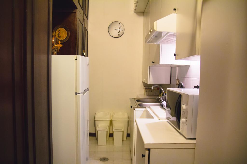 Easy House 2* Naples